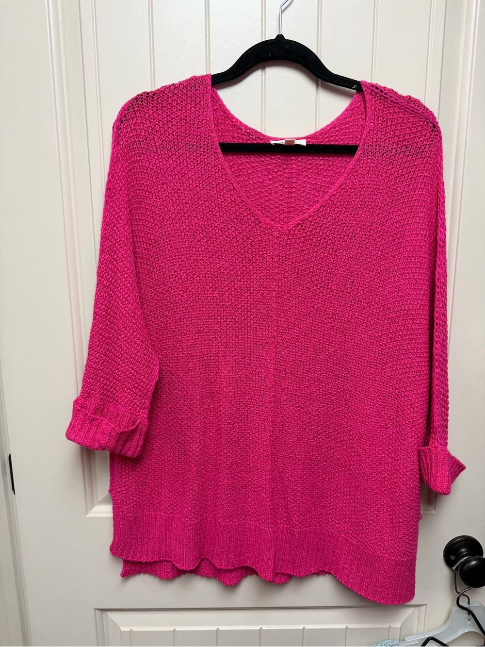 eesome Bright Pink V-Neck Knit Sweater